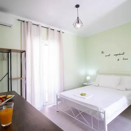 Ladina Comfort Διαμέρισμα Λυγιά